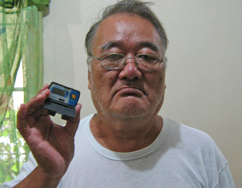 Mr. Takano and his pedometer