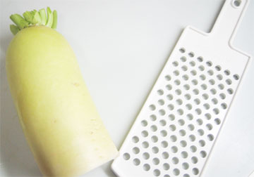 Radish with Grater