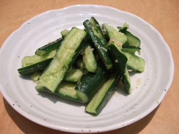 Cucumber preserved in rice bran