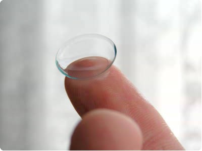 How to Clean Your Contact Lenses