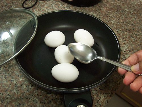 Eggs boiled using only three spoonfuls of water